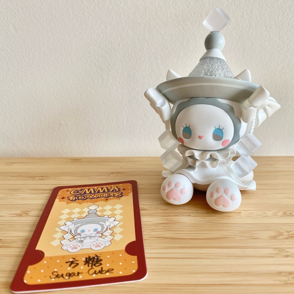 Lovely Lucky Emma blind box vinyl toy